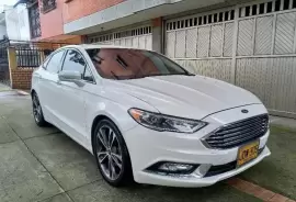 Ford, Fusion, 2017
