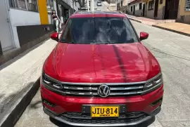 Volkswagen, Tiguan, 2020, 4000 km
