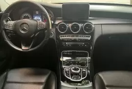 Mercedes-Benz, C-Class, 2018, 61000 km