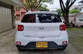 Hyundai, Venue, 2023, 14000 km
